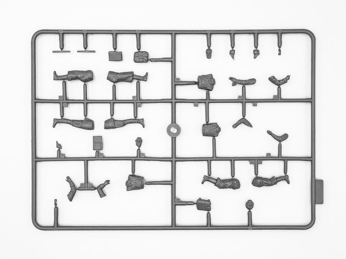 ICM 32007 Plastic model kit Scale 1:32 I-16 type 24 with Soviet Pilots 1939-1942