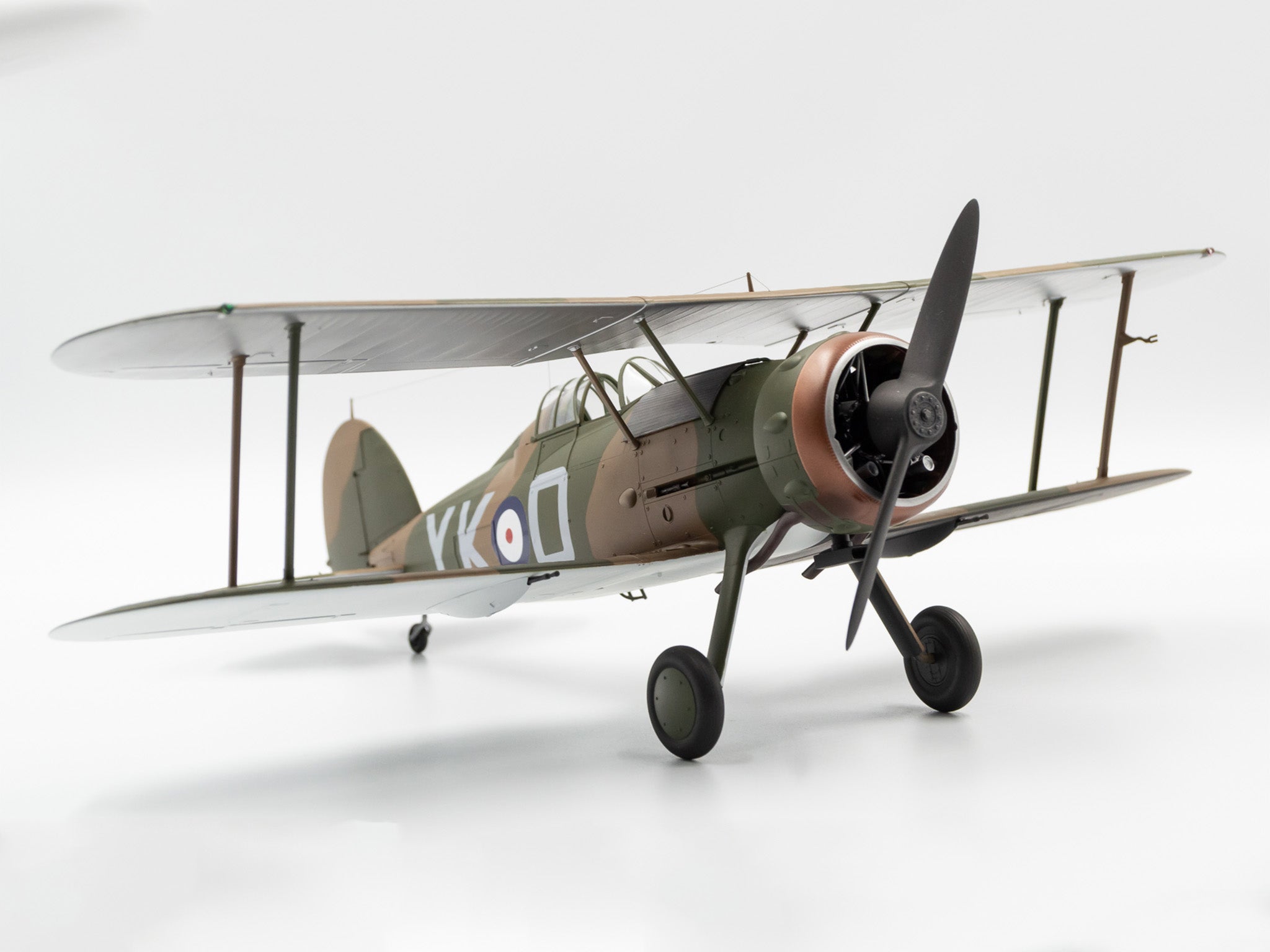ICM 32040 Plastic model aircraft kit Biplane Scale 1:32 Gloster Gladiator Mk.1