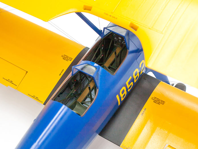 ICM 32050 Plastic model kit 1:32 Stearman PT-17/N2S-3 Kaydet (training aircraft)