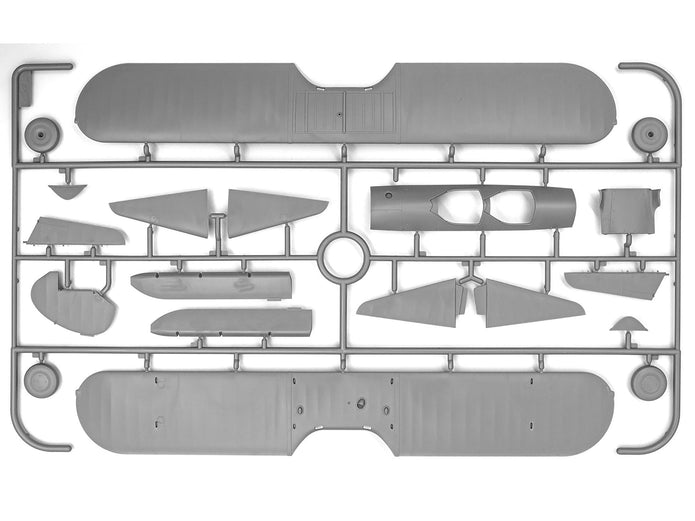 ICM 32051 Plastic model aircraft kit 1:32 Stearman PT-17 with American Cadets