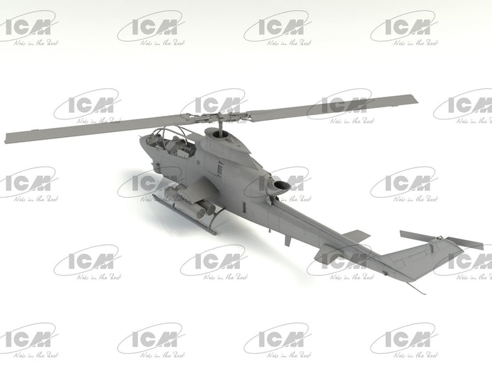 ICM 32061 Plastic model Helicopter kit 1:32 AH-1G Cobra US Attack Helicopter