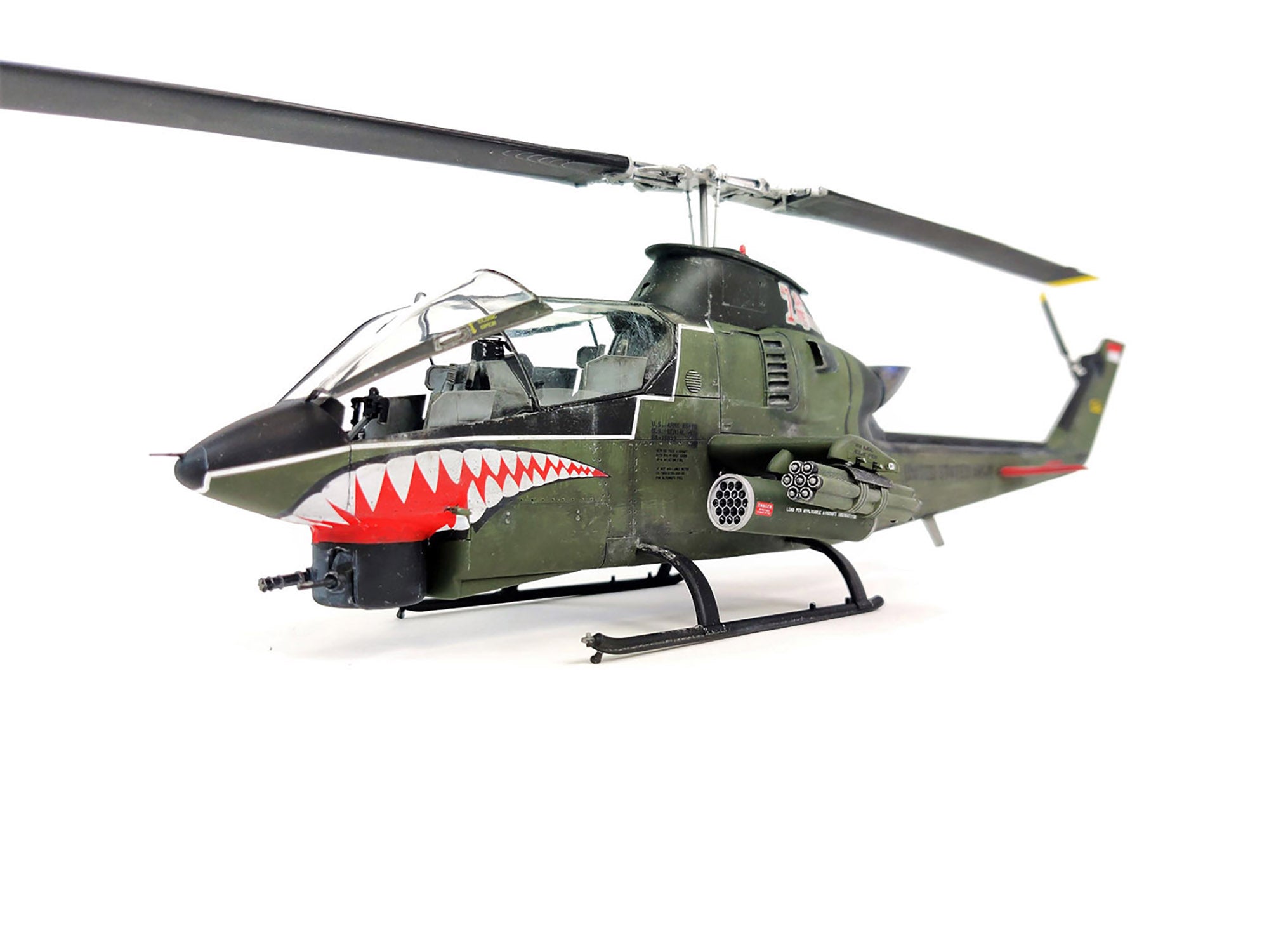 ICM 32061 Plastic model Helicopter kit 1:32 AH-1G Cobra US Attack Helicopter