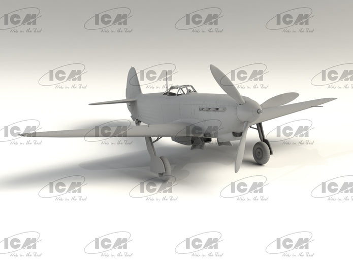 ICM 32090 Plastic model aircraft kit Scale 1:32 Yak-9T WWIII Soviet fighter