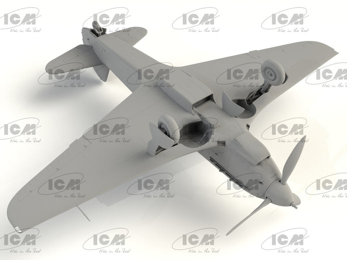 ICM 32090 Plastic model aircraft kit Scale 1:32 Yak-9T WWIII Soviet fighter