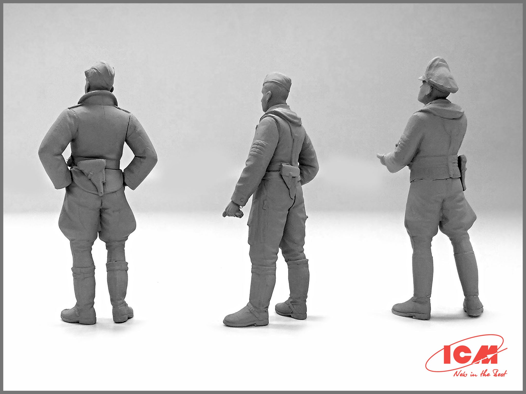 ICM32101 Plastic model kit Scale 1:32 German Luftwaffe Pilots 1939-1945 kit model