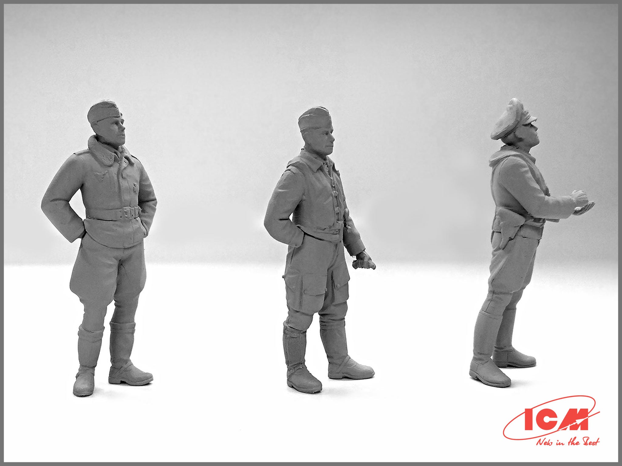 ICM32101 Plastic model kit Scale 1:32 German Luftwaffe Pilots 1939-1945 kit model