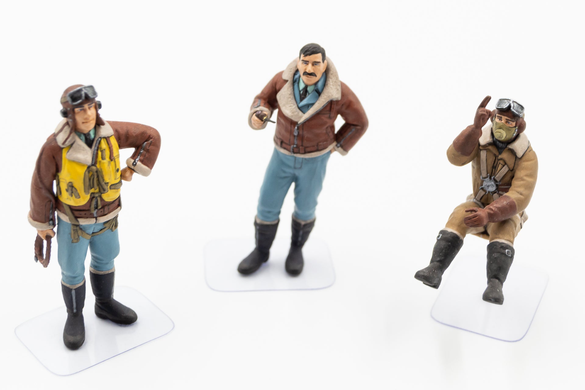 ICM 32105 Plastic model kit Scale 1:32 British Pilots (1939-1945) (3 figures)