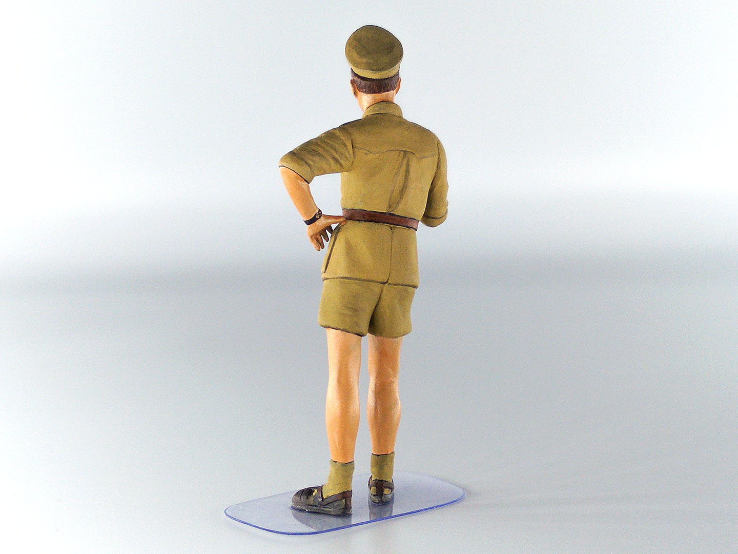 ICM 32110 Plastic model kit 1:32 Italian Pilots in Tropical Uniform (1939-1943)