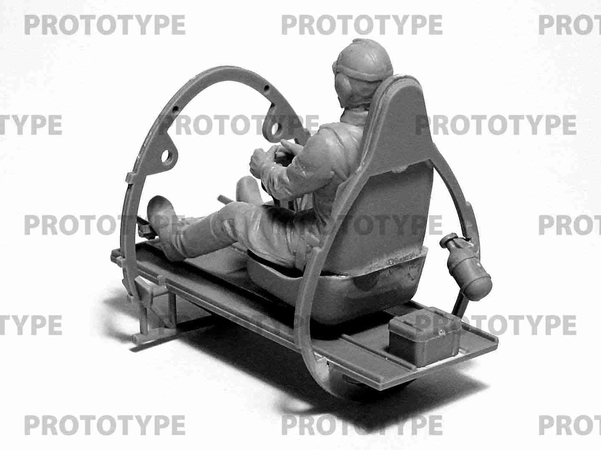 ICM 32112 Plastic model Scale 1:32 WWII Allies Pilots in the cockpit 3 figures