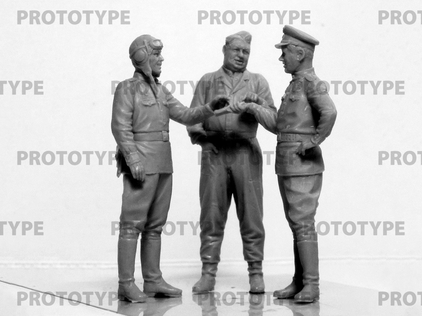 ICM 32117 Plastic model kit Scale 1:32 Pilots of the Soviet Air Force 1943-1945