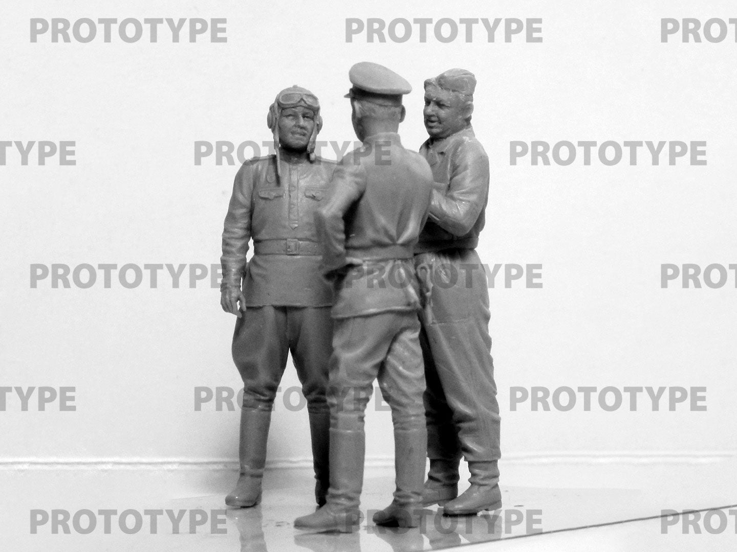 ICM 32117 Plastic model kit Scale 1:32 Pilots of the Soviet Air Force 1943-1945