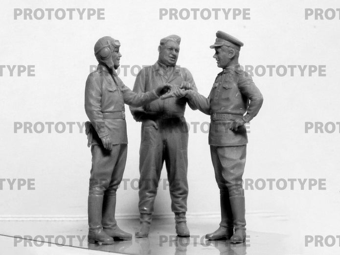 ICM 32117 Plastic model kit Scale 1:32 Pilots of the Soviet Air Force 1943-1945