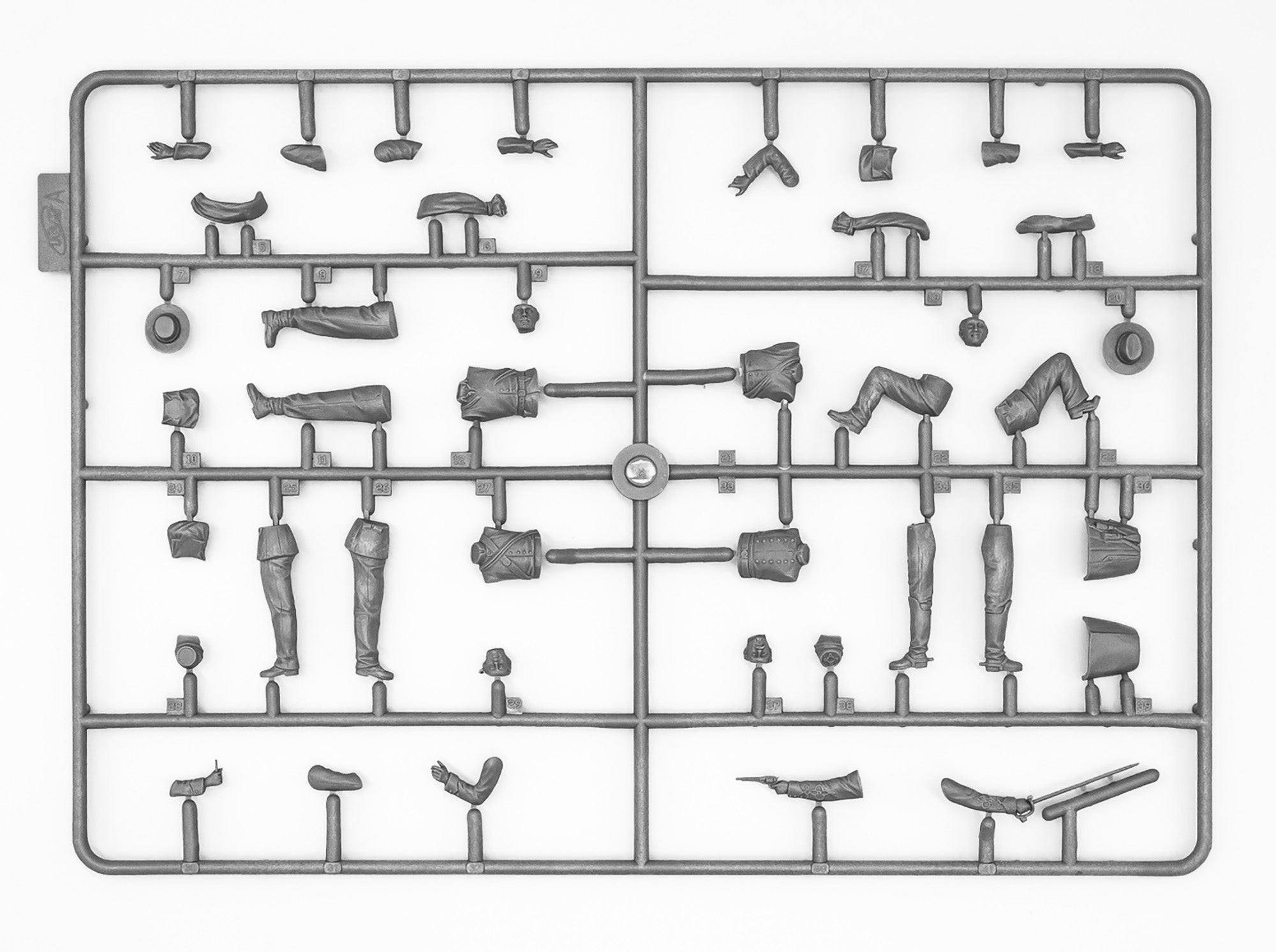 ICM 35021 Scale model kit 1:35 American Civil War Confederate Infantry 4 figures