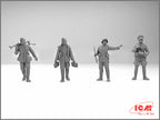 ICM 35103 Plastic model kit Scale 1:35 Sd.Kfz.251/1 Ausf.A with German Infantry