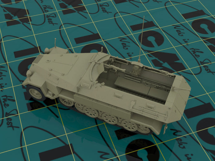 ICM 35103 Plastic model kit Scale 1:35 Sd.Kfz.251/1 Ausf.A with German Infantry