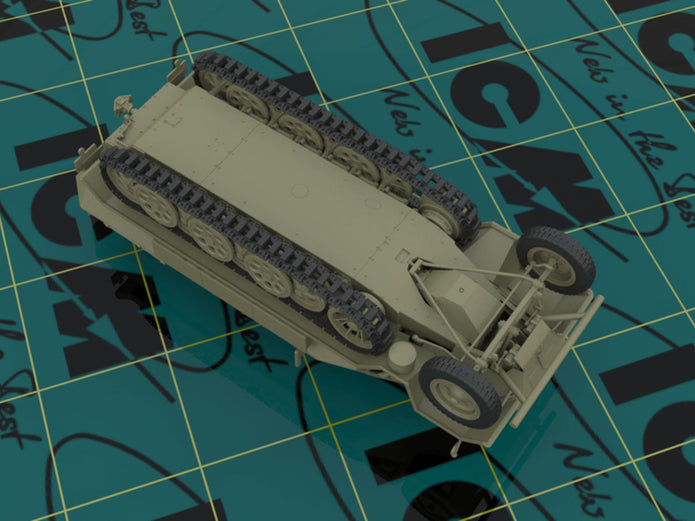 ICM 35103 Plastic model kit Scale 1:35 Sd.Kfz.251/1 Ausf.A with German Infantry