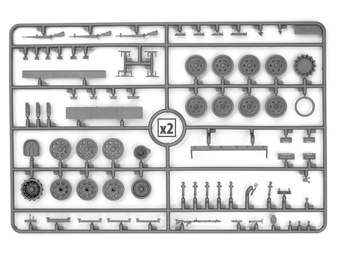 ICM 35104 Plastic model 1:35 Sd.Kfz.251/6 Ausf.A (with crew) model plastic kits