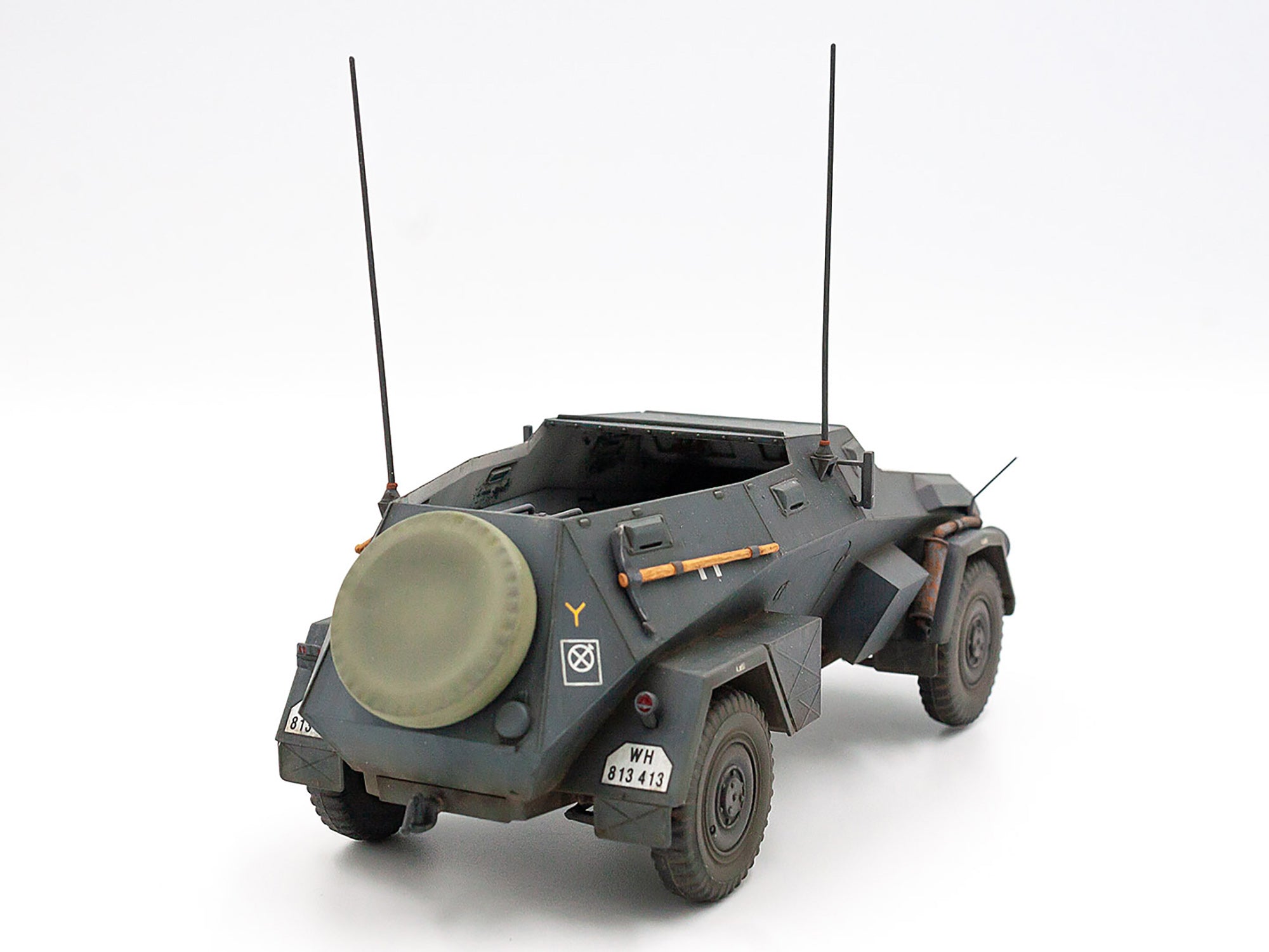 ICM 35110 Scale model kit 1:35 Sd.Kfz 247 Ausf.B German Command Armoured Vehicle