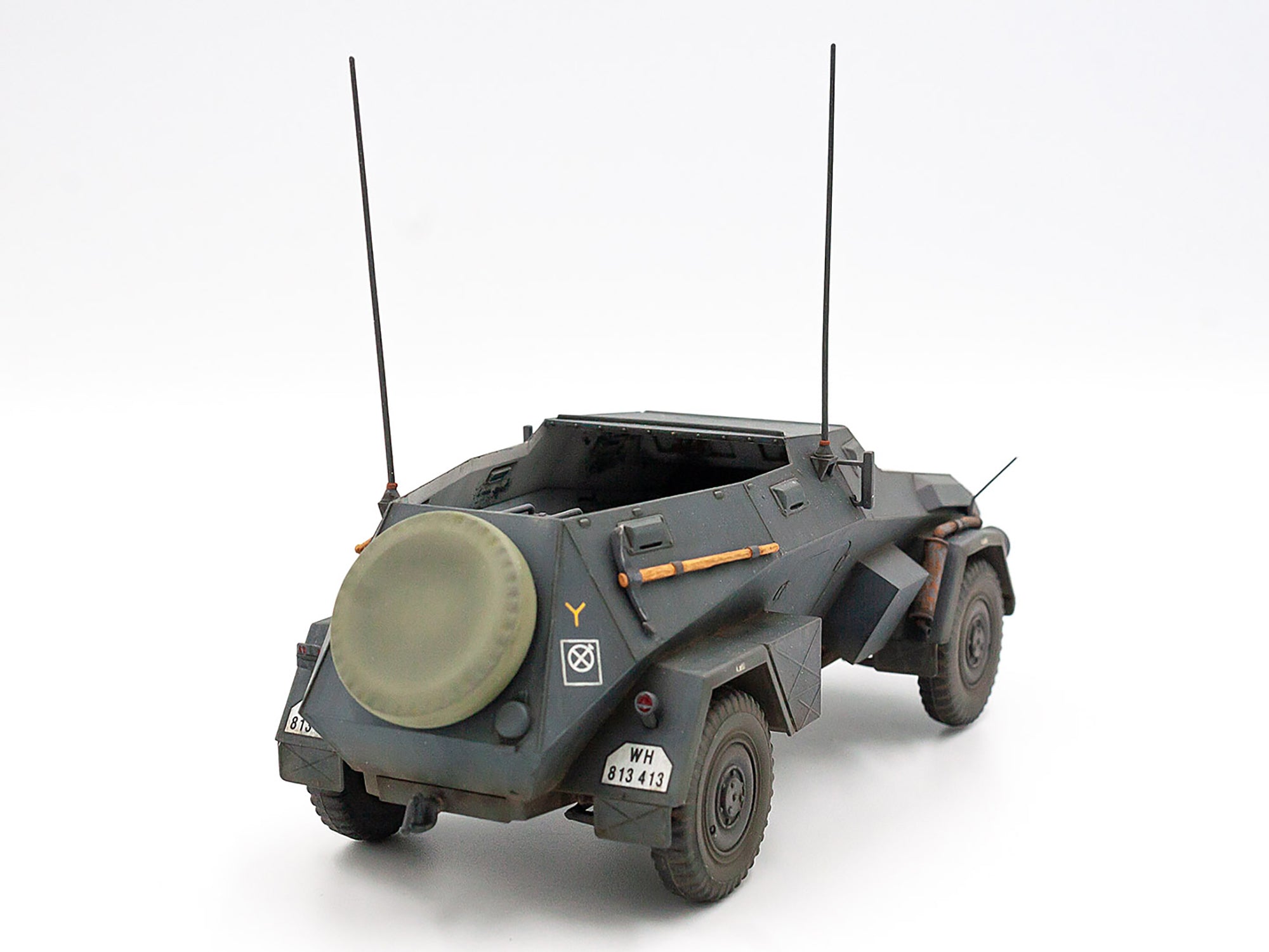 ICM 35111 Plastic model kit Scale 1:35 Sd.Kfz 247 Ausf.B with crew - kits models