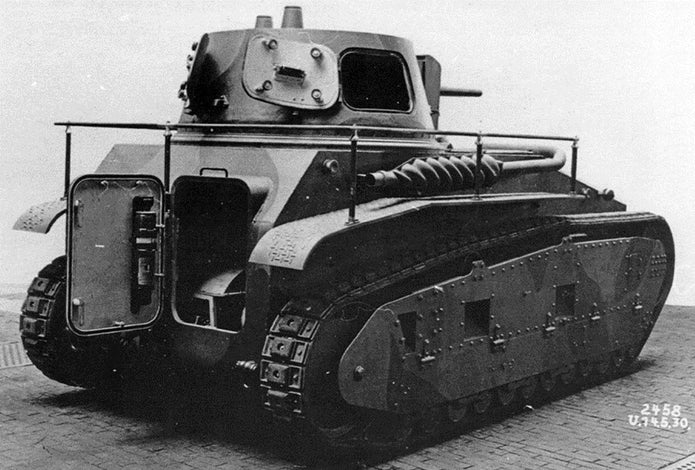ICM35330 Plastic model German Tank kit Scale 1:35 Leichttraktor Rheinmetall 1930