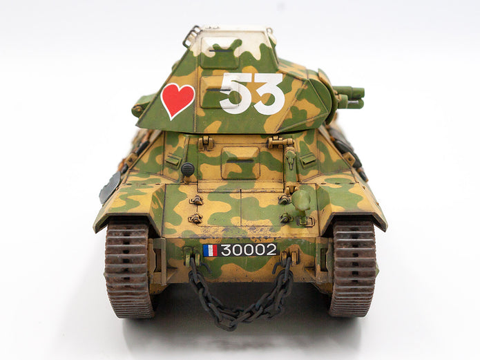 ICM 35338 Plastic model Tank kit 1:35 FCM 36 with French Tank Crew kits model