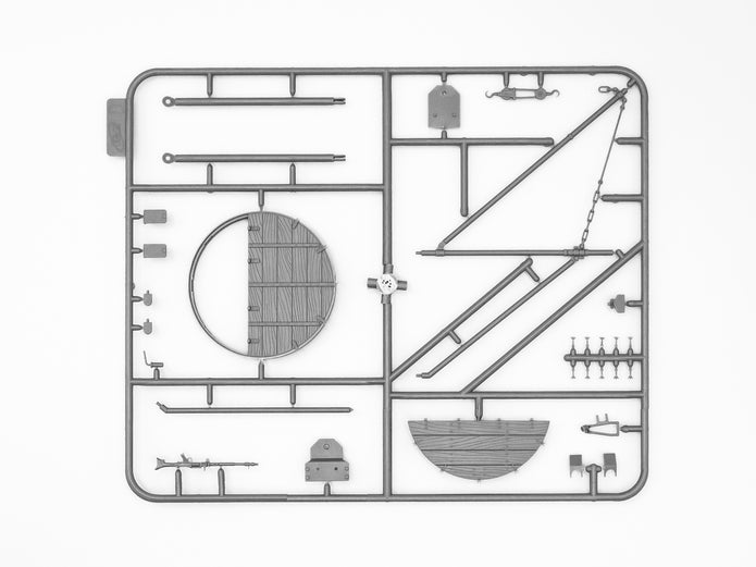 ICM 35343 Scale 1/35 “Prost!” Between Battles Bergepanther WWII German Tankmen