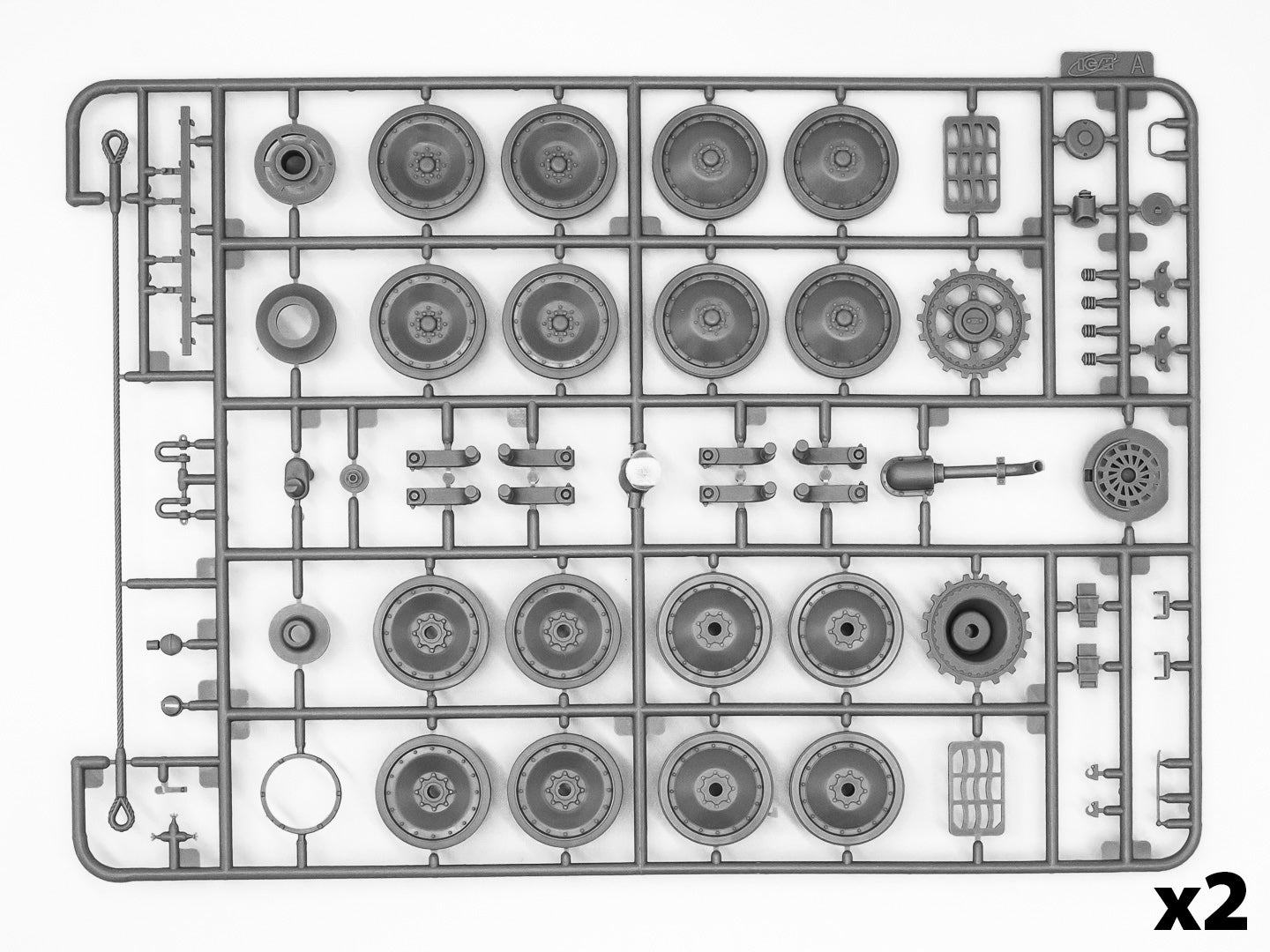 ICM 35361 Plastic model kit Tank Scale 1:35 Pz.Kpfw V Panther Ausf.D kit models