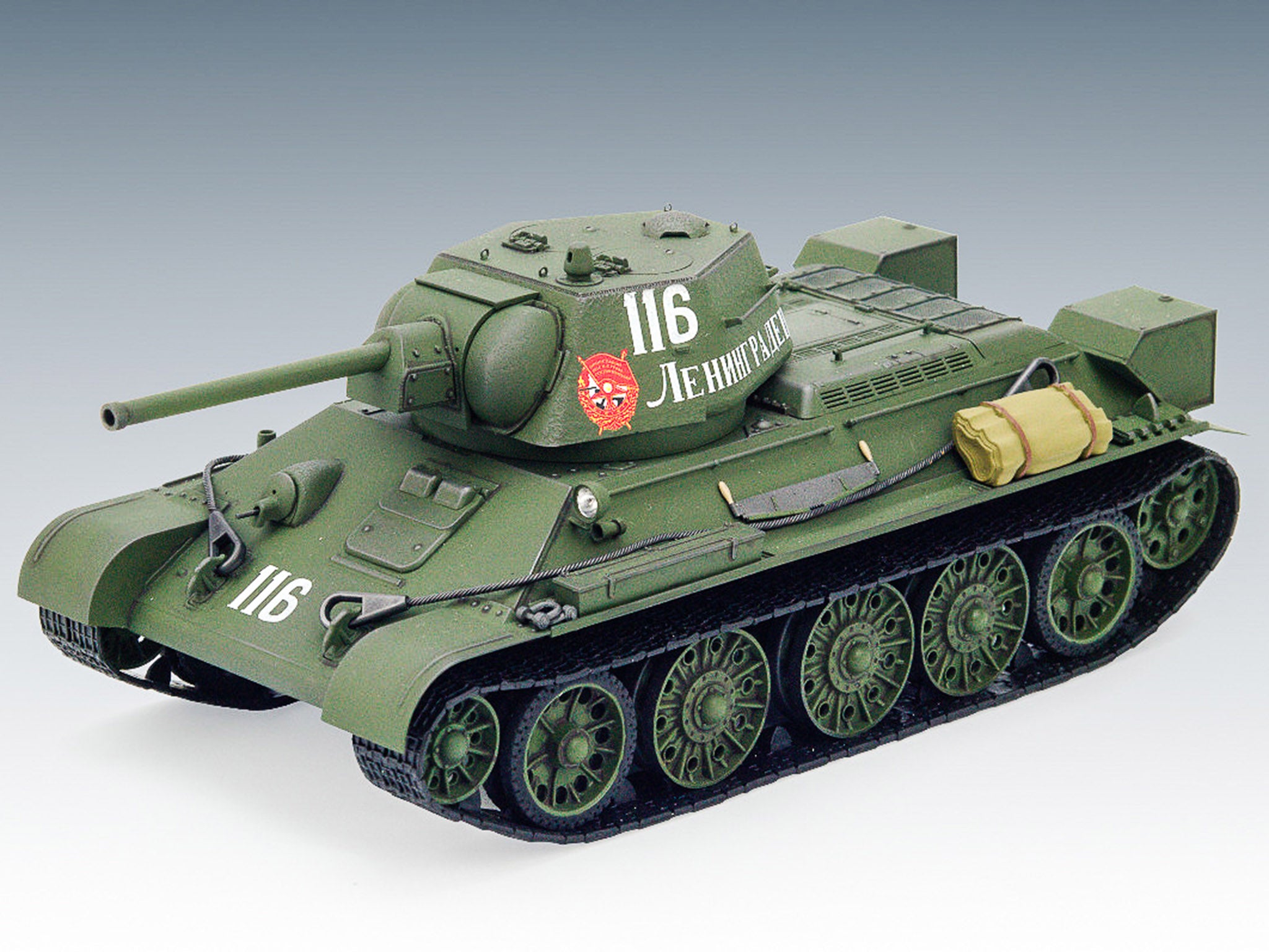 ICM 35365 Scale model kit 1:35 T-34/76 (early 1943) WWII Soviet medium tank