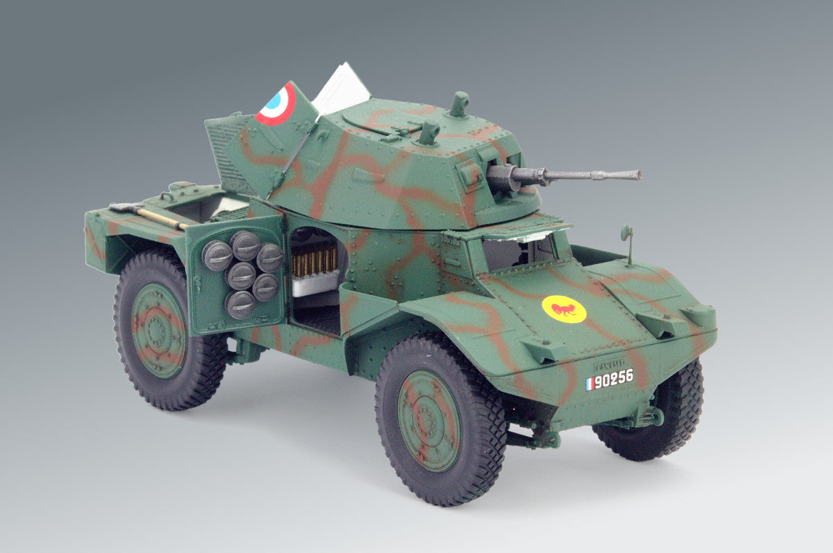 ICM 35373 Plastic model kit 1:35 Panhard 178 AMD-35 WWII French armoured vehicle
