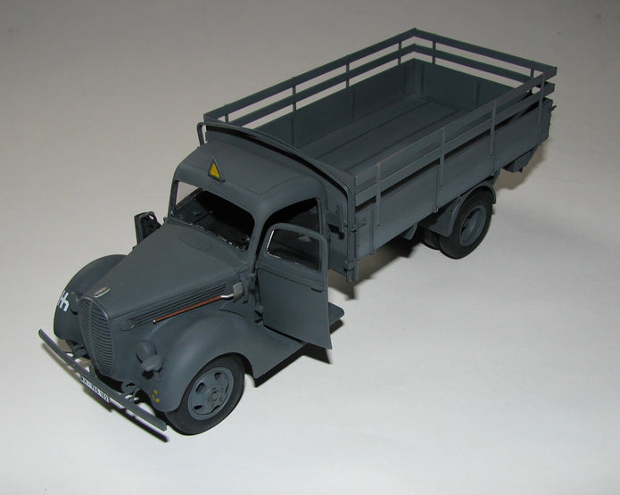 ICM 35413 Plastic model truck kit Scale 1:35 G917T (1939 production) German army