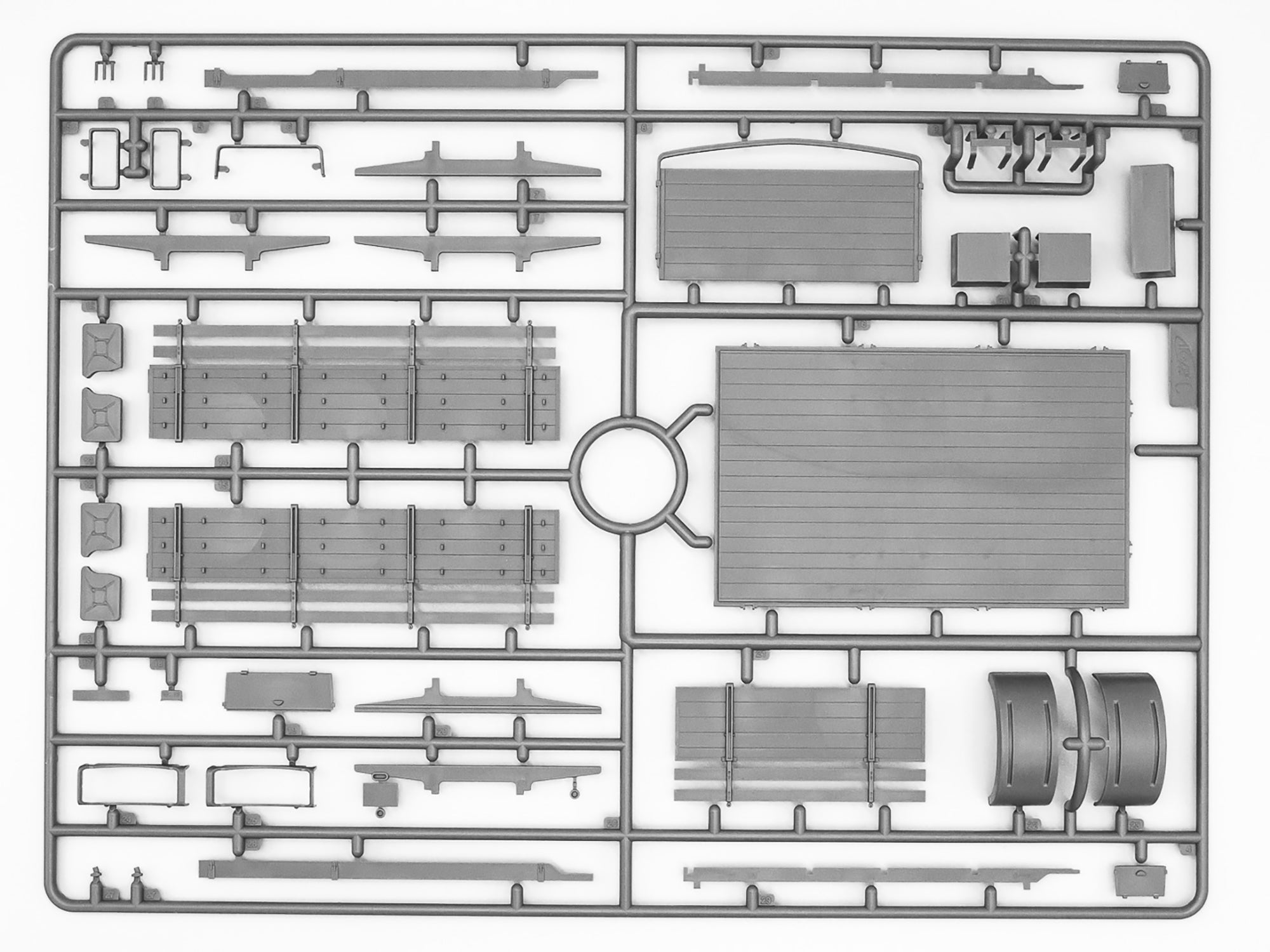 ICM 35420 Plastic model Truck kit Scale 1:35 WWII German Truck Typ L3000S