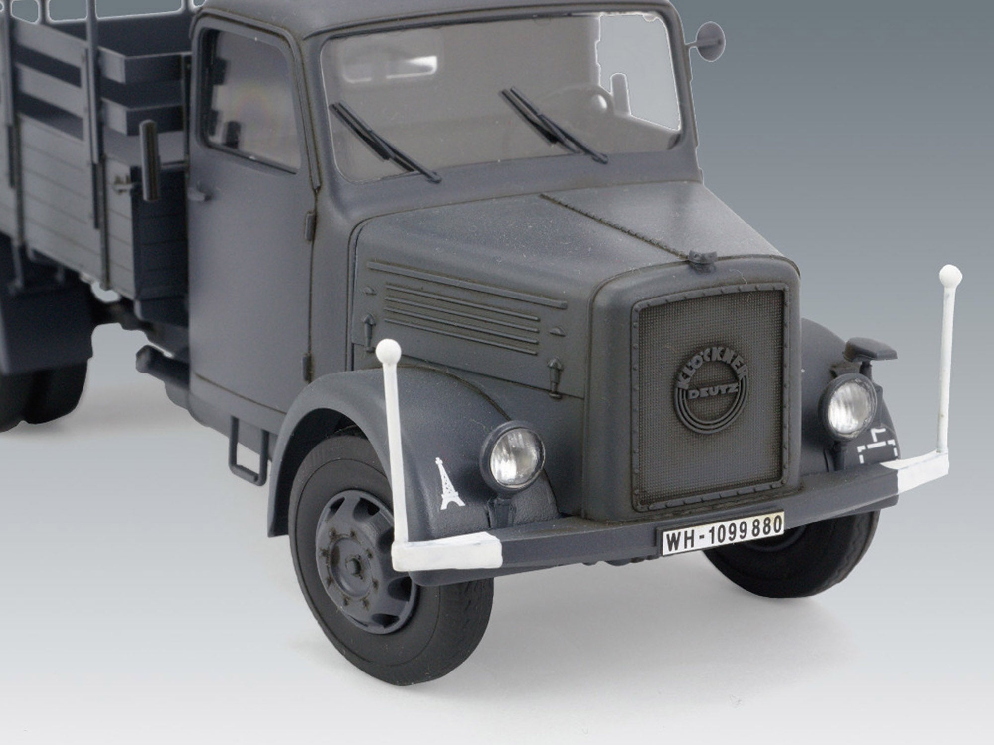 ICM 35451 Plastic model car kit Scale 1:35 KHD S3000, WWII German Army Truck