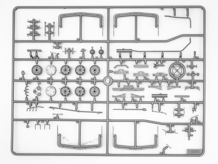 ICM 35453 model kit 1:35 WWII German Semi-Tracked Truck KHD S3000/SS M Maultier