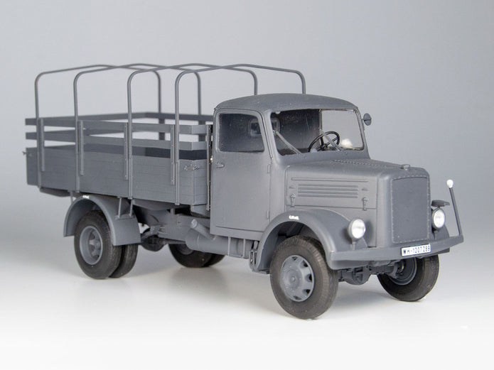 ICM 35454 Plastic model truck kit Scale 1:35 KHD A3000, German truck, WWII