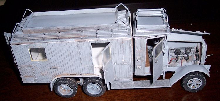 ICM 35467 Scale 1:35 Henschel 33 D1 Kfz.72 WWII German radio communication truck