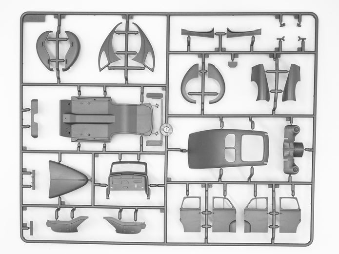 ICM35476 Plastic model kit Scale 1:35 Kapitan 2door saloon WWII German staff car