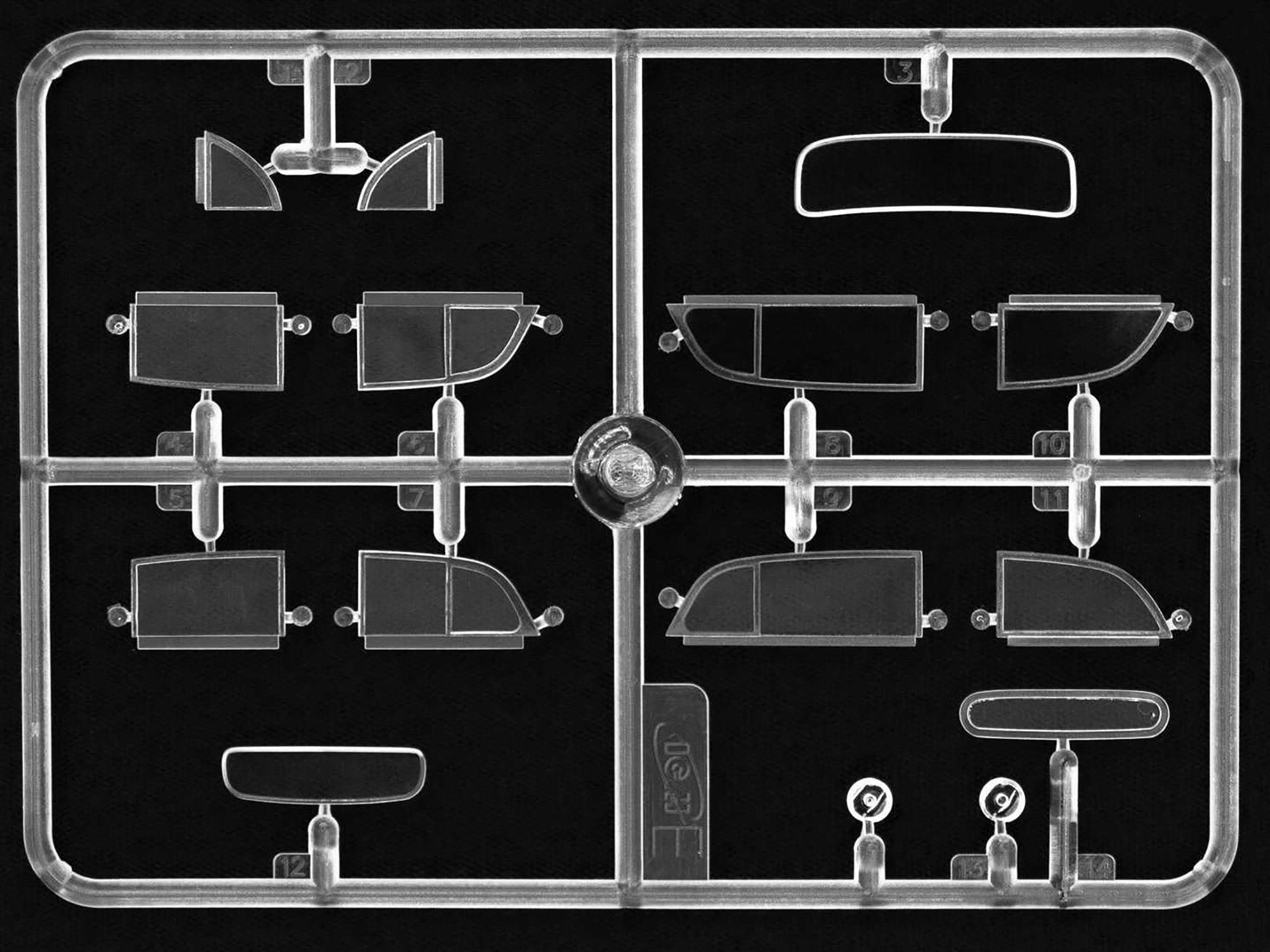 ICM 35484 Plastic model kit Scale 1:35 Moskvitch-401-420A, Soviet passenger car