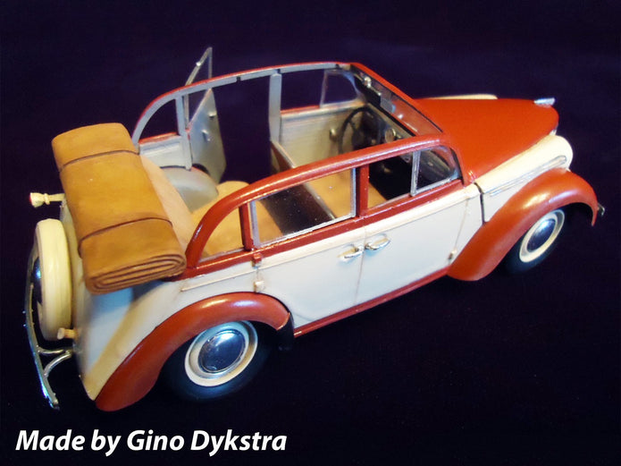 ICM 35484 Plastic model kit Scale 1:35 Moskvitch-401-420A, Soviet passenger car