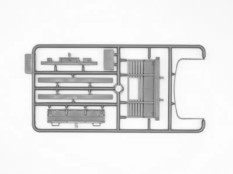 Studebaker US6-U3 US military truck Scale 1:35 ICM 35490 - Plastic Model Kit