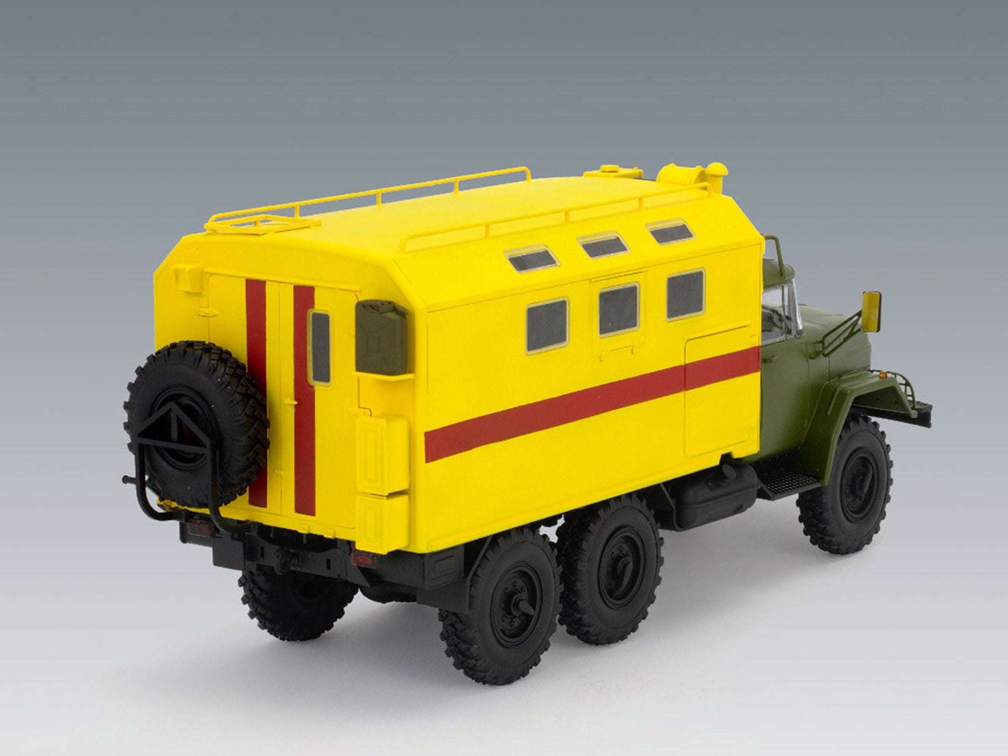 ICM 35518 Plastic model kit Scale 1:35 Soviet vehicle ZiL-131, Emergency service