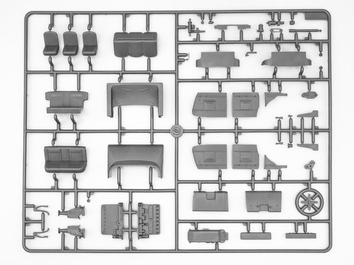 ICM 35533 Scale model kit 1:35 Typ 770K Tourenwagen, WWII German Leader's Car