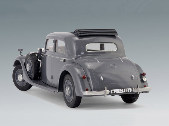 ICM 35537 Plastic model kit Scale 1:35 Typ 320 W142 Saloon WWII German Staff Car