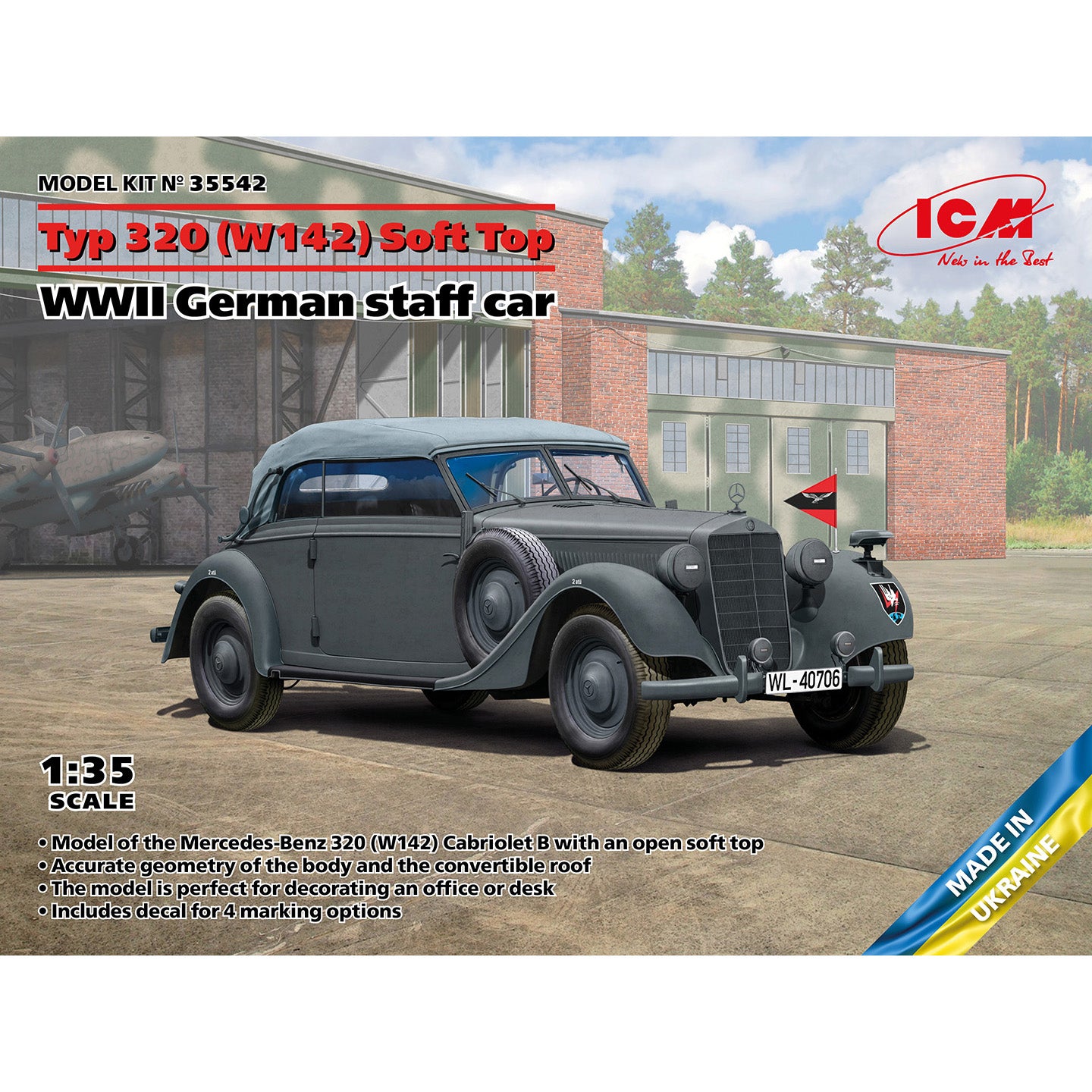ICM 35542 Scale model kit car 1:35 Typ 320 (W142) Soft Top WWII German staff car