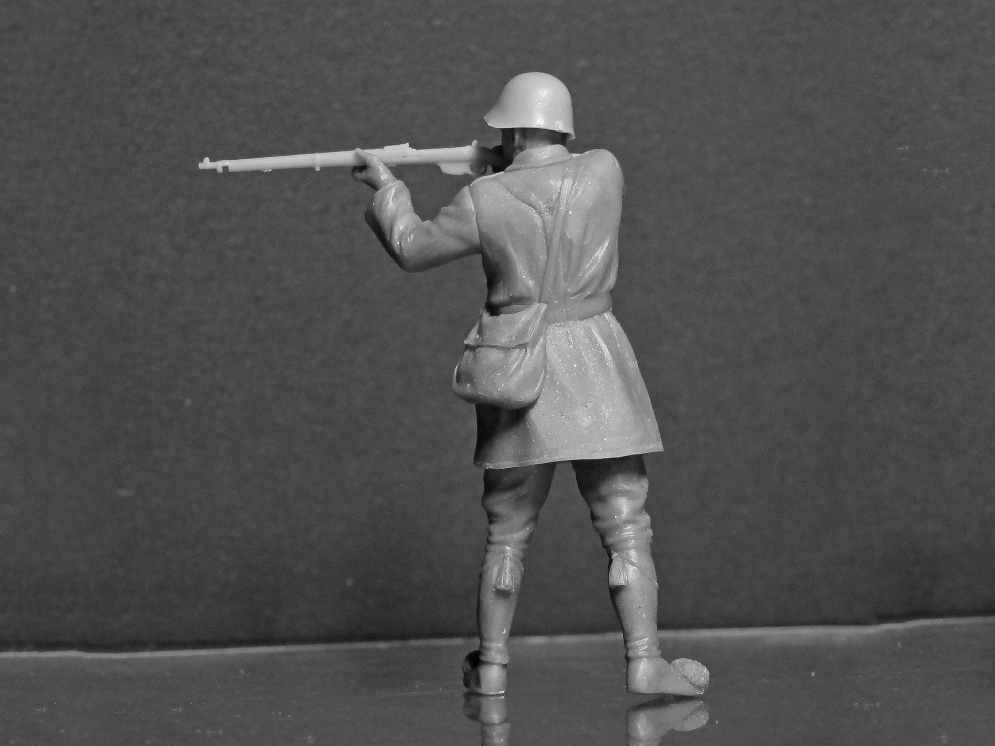 ICM 35562 Plastic model figures kit Scale 1:35 Greek Evzones (1940-1941)