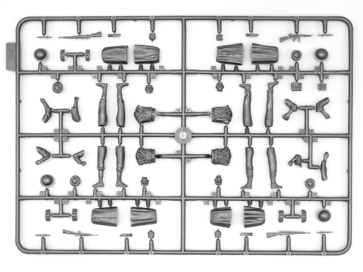 ICM 35565 Plastic model kit Scale 1:35 Moroccan Goumier Rifles (1943) 4 figures