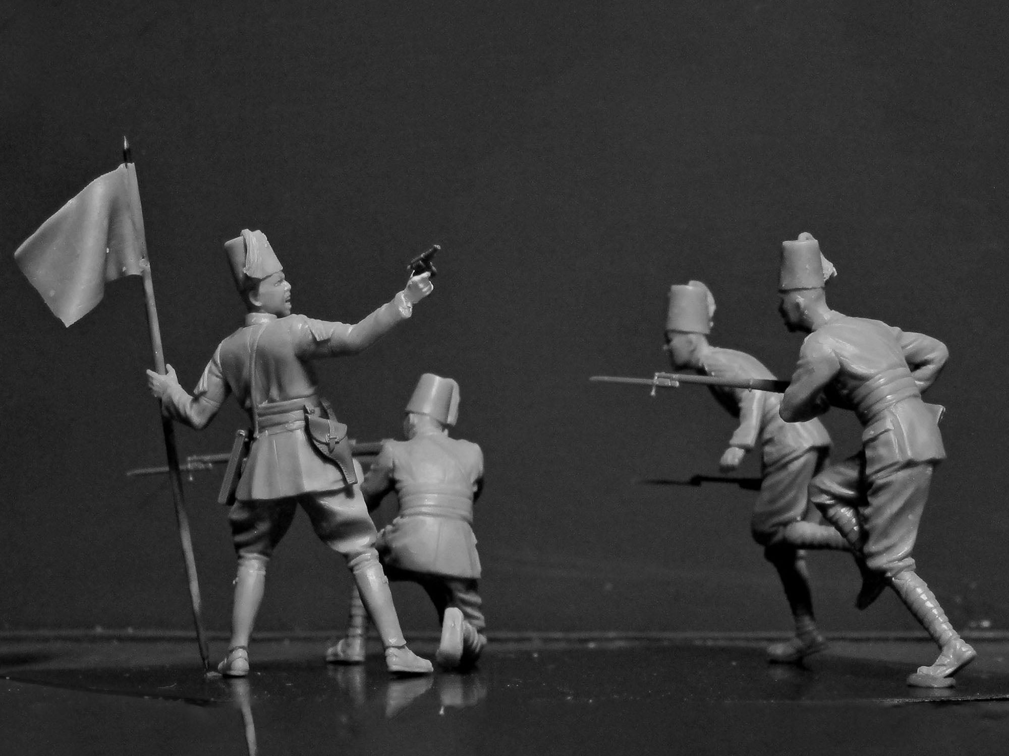 ICM 35567 model kit 1:35 Eritrean battalions the Italian Сolonial Army 1939-1940