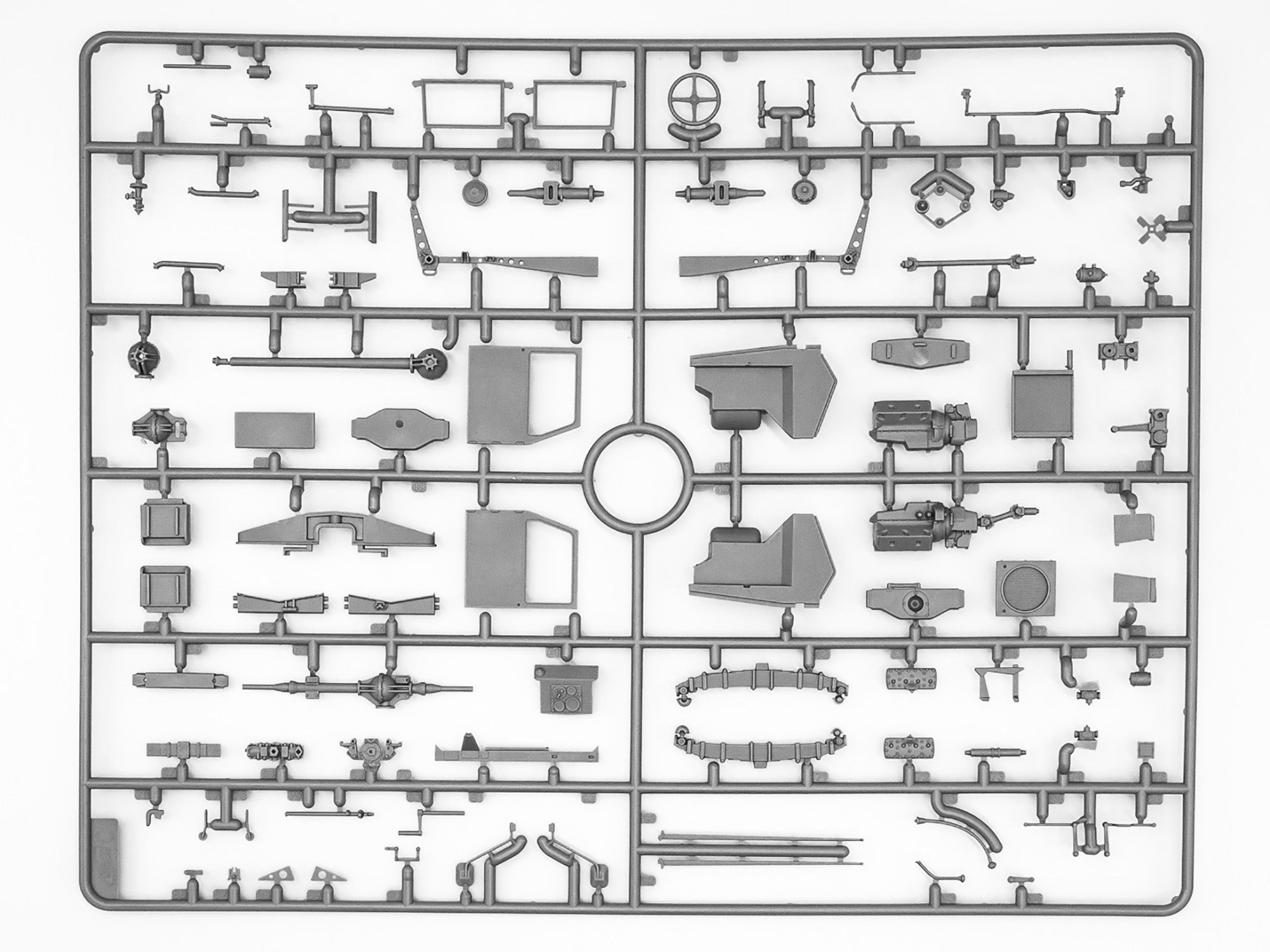 ICM 35590 Plastic model Truck kit Scale 1:35 Model W.O.T. 8, WWII British Truck