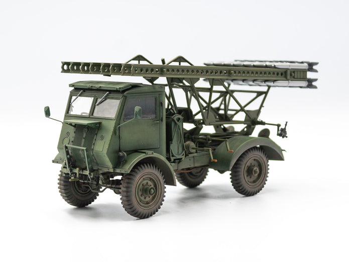 ICM 35591 Plastic model truck kit 1:35 BM-13-16 W.O.T 8 chassis WWII Soviet MLRS