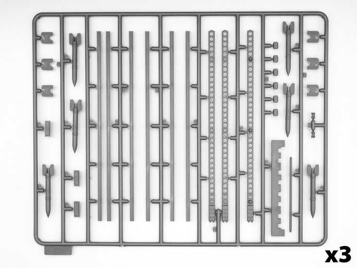 ICM 35596 Plastic model kit Scale 1:35 BM-13-16  G7107 chassis with Soviet crew