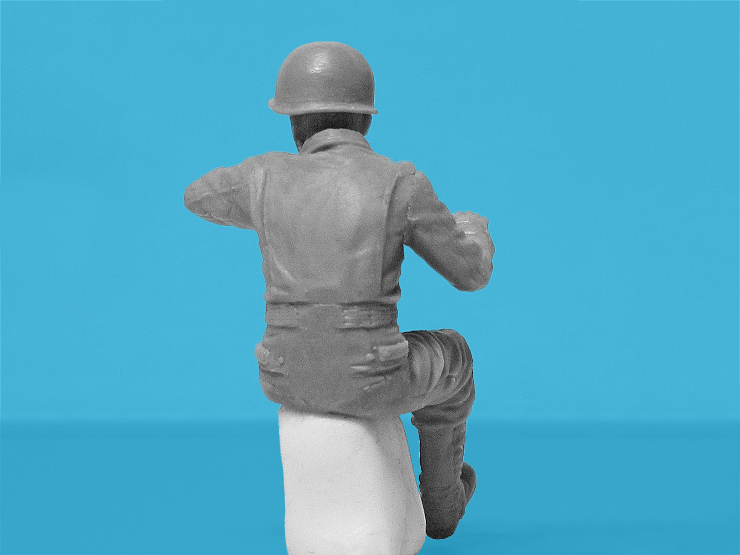 ICM 35599 Scale model kit 1: 35 WWII US Military Patrol (G7107 with MG M1919A4)